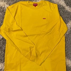 Supreme Small Box Logo Gold Size Medium BNWTS